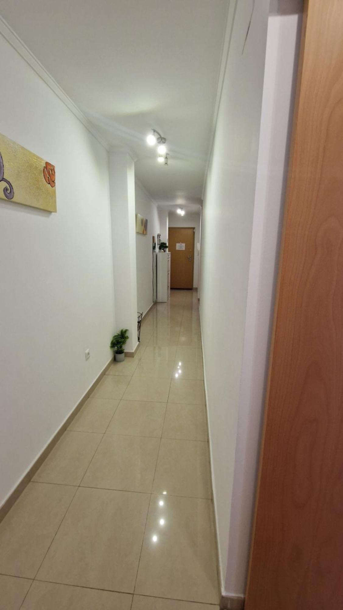 Ideal Escapadas Y Vacaciones-Parking-Wifi-Netflix-Xbox Oliva Ngoại thất bức ảnh